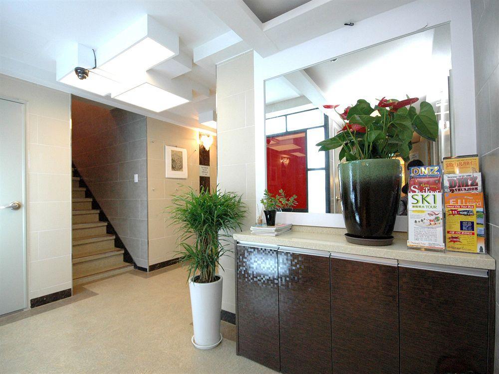 Hostel Vestin Myeongdong *