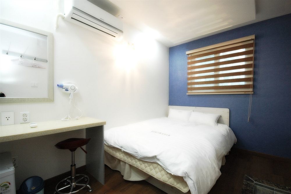 Hostel Vestin Myeongdong *