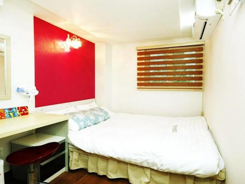 Hostel Vestin Myeongdong *